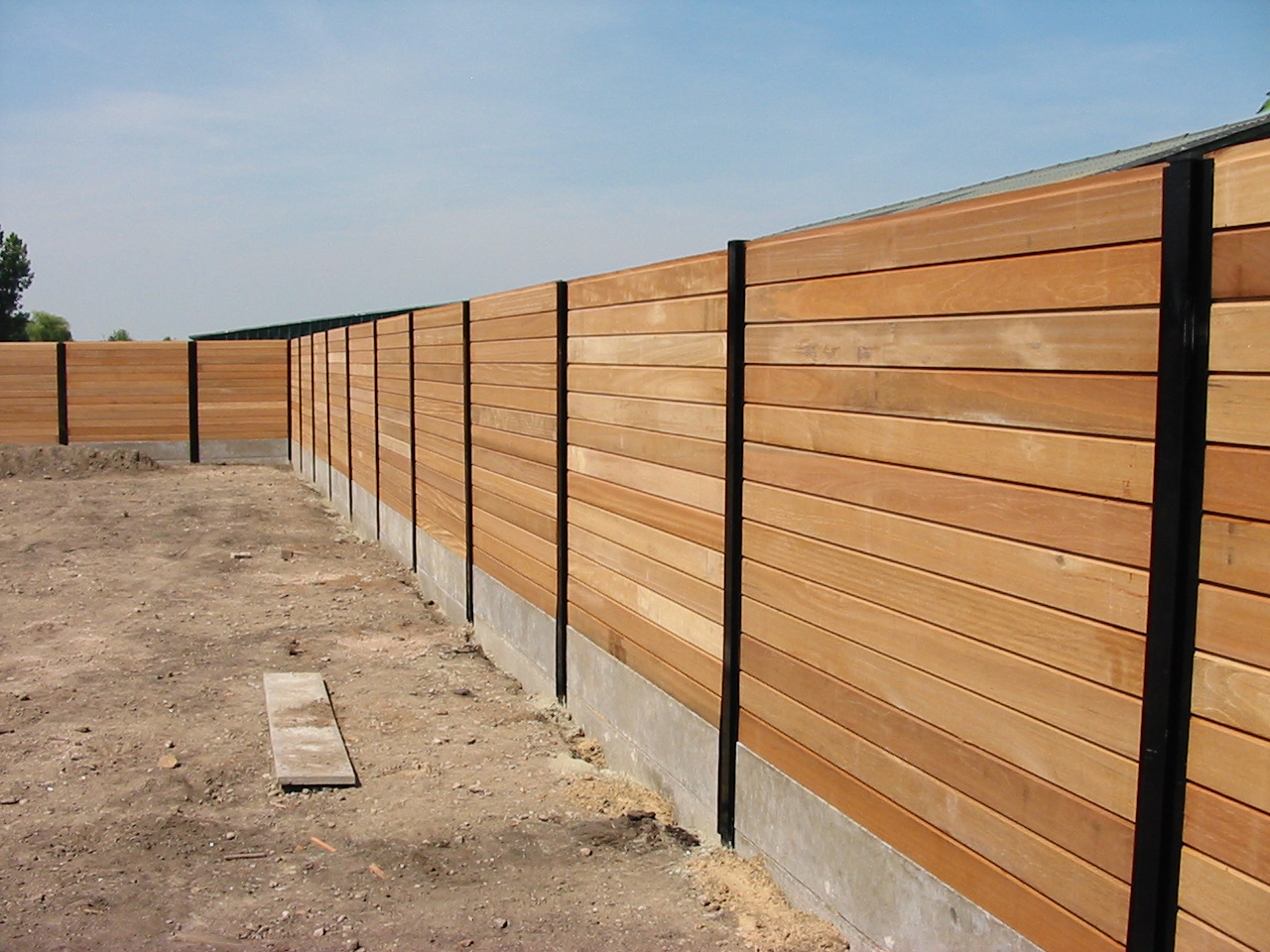 2. TAND EN GROEF AFSLUITING CEDER