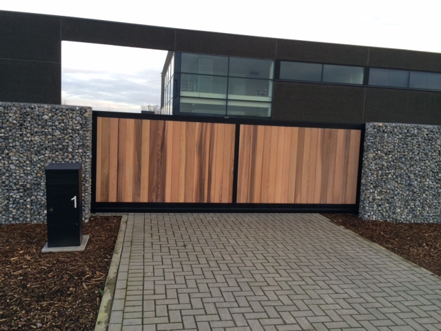 6. SCHUIFPOORT CEDER